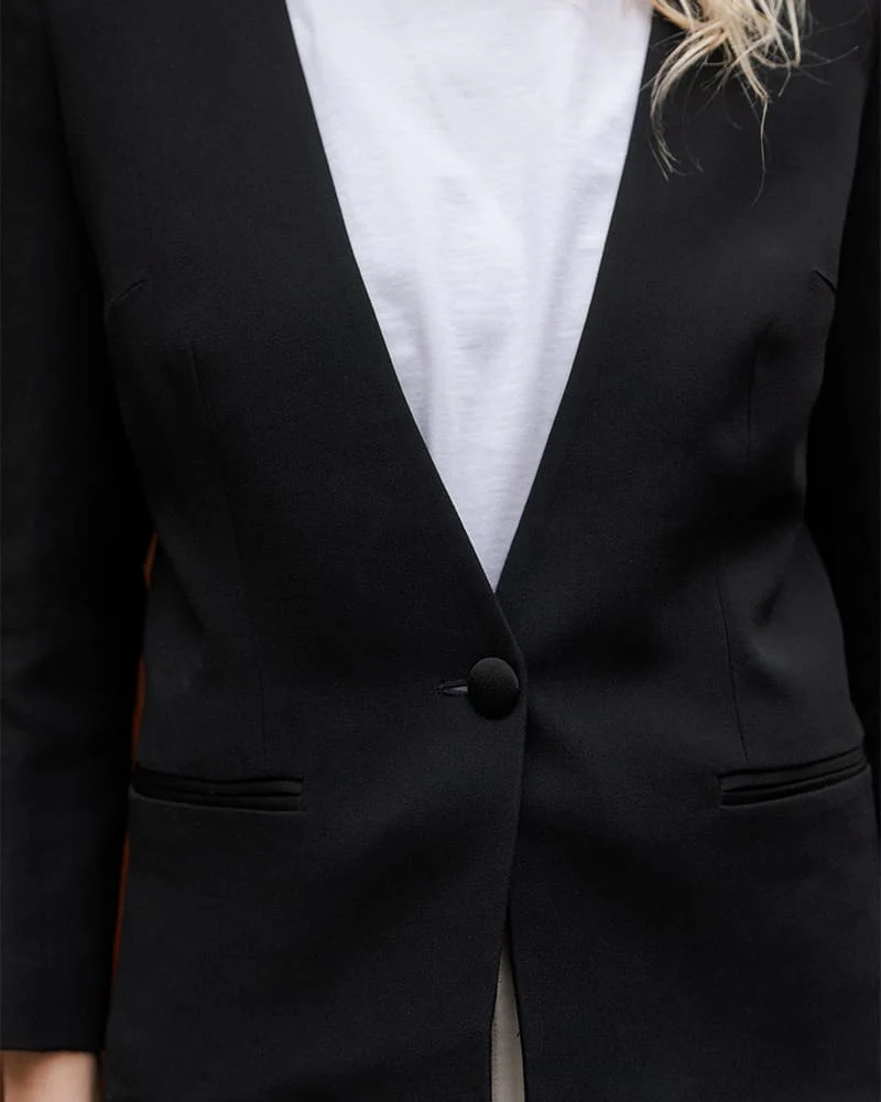 Stefan - en crepe noir - Image 6